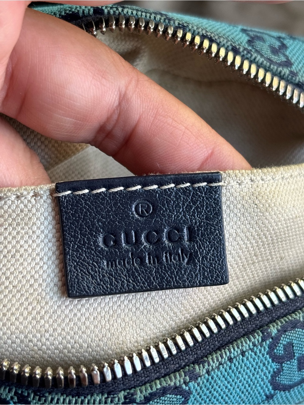 Gucci Turquoise GG Canvas Crossbody Bag with Black Trim - Picture 5 of 9